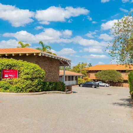 فندق نايت كاب آت وونرو تافيرن Wanneroo المظهر الخارجي الصورة