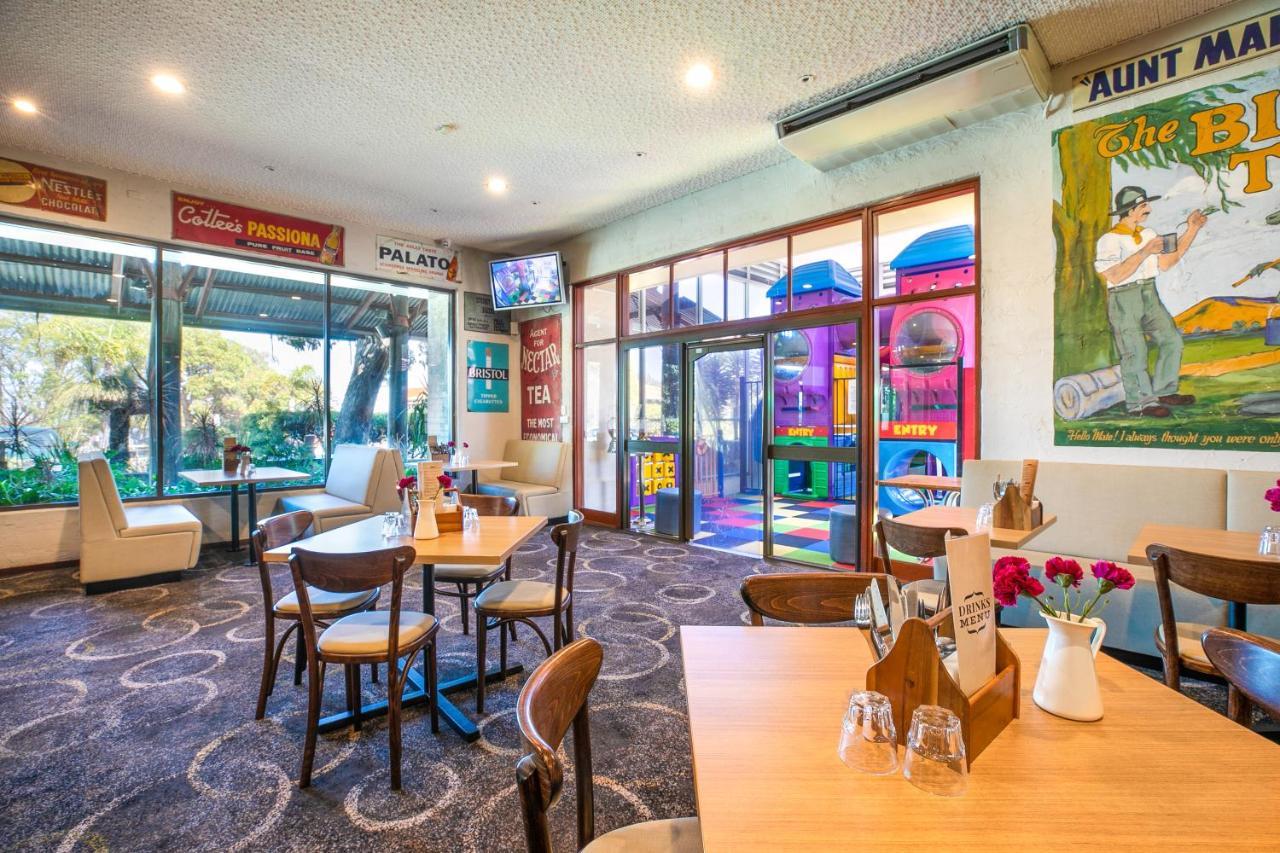 فندق نايت كاب آت وونرو تافيرن Wanneroo المظهر الخارجي الصورة