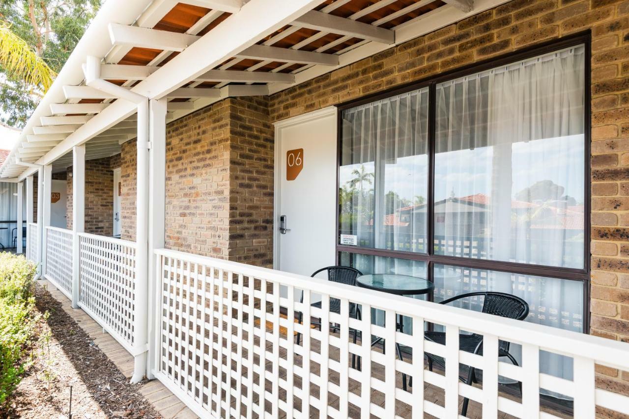 فندق نايت كاب آت وونرو تافيرن Wanneroo المظهر الخارجي الصورة